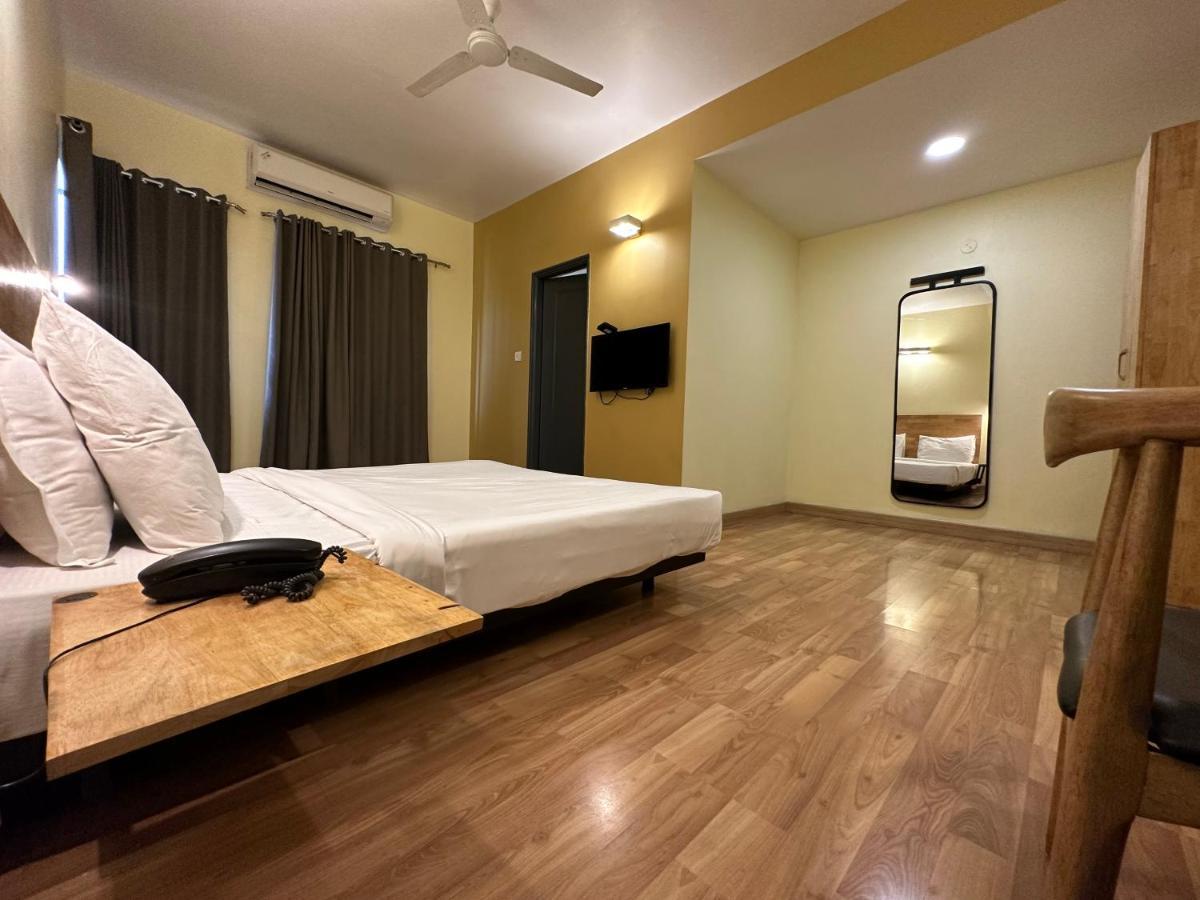 Upar Hotels Indiranagar 班加罗尔 外观 照片